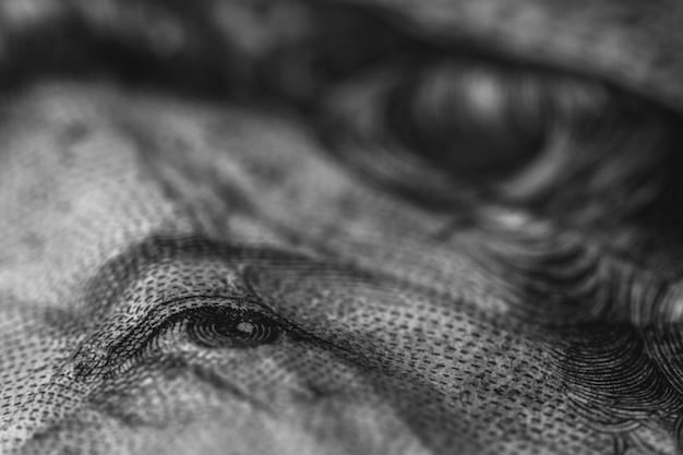 Dólar Dispara a R$5,40: Análise e Estratégias para Empresas e Investidores